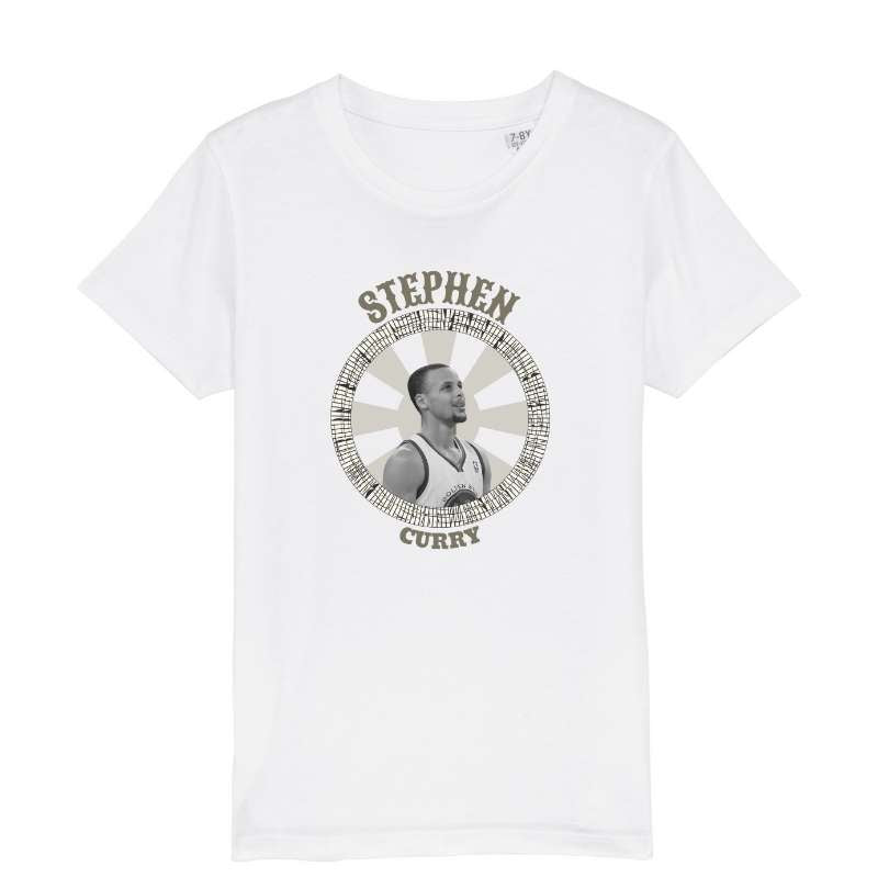 T shirt basketball Blanc Enfant pour fille basketteuse avec visuel design Photo de Stephen Curry Portrait et Ecriture style Western Tee Shirt Basket Ball pour Enfants basketteurs et basketteuses Taille 2 ANS 4 ans 6 ans 8 ans 10 ans 12 ans aussi en noir et en bleu marine
