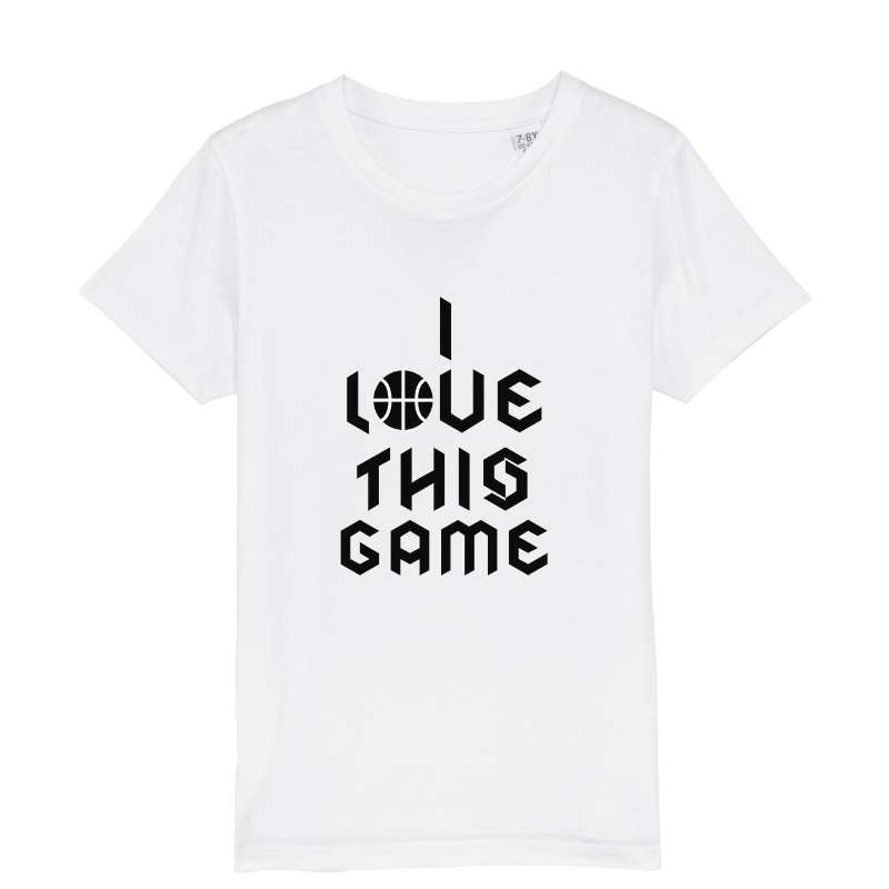 Tshirt basketball blanc Enfant pour Fille basketteuse avec visuel design Basket Ball et la phrase culte I Love This Game en Ecriture Gothique TeeShirt Lifestyle pour Enfants basketteurs et basketteuses Taille 2 ANS 4 ans 6 ans 8 ans 10 ans 12 ans existe en blanc et noir