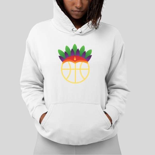 Sweatshirt Hoodie BasketBall Blanc visuel design Amazon coiffe de tribu sur un ballon de Basket Ball porté par mannequin Fille Hoodies Sweat à capuche Femmes basketteuses Taille XS S M L XL 2XL 3XL 4XL 5XL aussi en modèles Noir et en Bleu marine