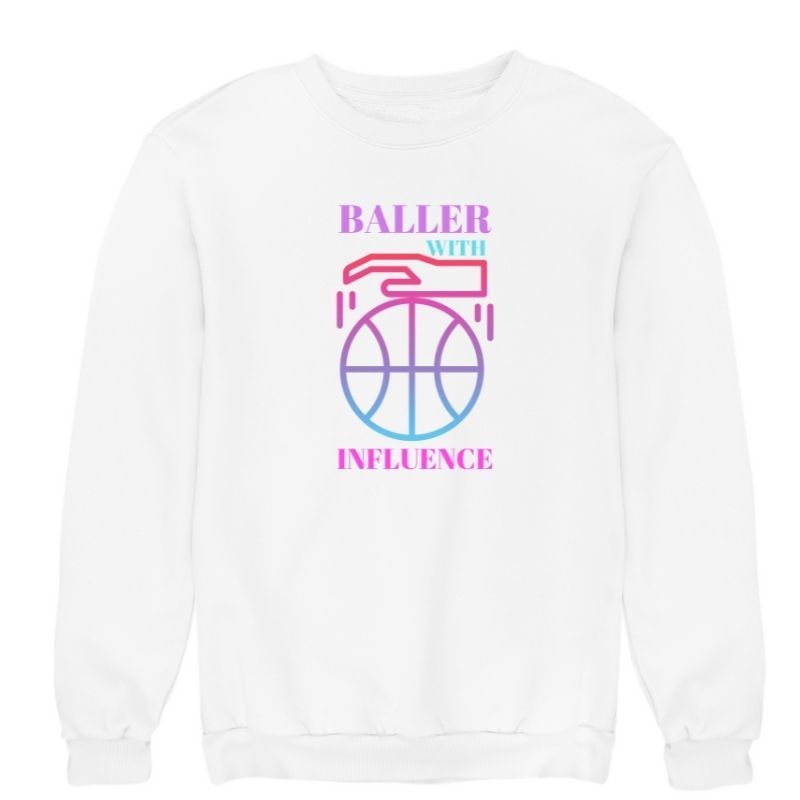 Sweat à col rond basketball Blanc Femme pour basketteuse avec visuel design Basket Ball Baller With Influence Lifestyle Sweatshirt pour Femmes basketteuses Taille XS S M L XL 2XL 3XL 4XL 5XL existe en bleu marine et en Noir