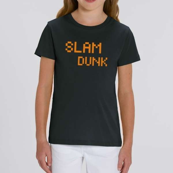 T shirt Basketball Geek Gamer modele Noir avec ecrit slam Dunk en couleur orange sur mannequin Filles Tee Shirt Enfant fille basketteuse Tailles 2 ANS 4 ans 6 ans 8 ans 10 ans 12 ans