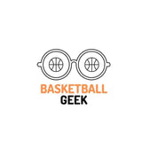 Visuel design de Tee shirt de basket ball avec illustration de lunettes et la phrase BasketBall Geek sur fond Blanc pour femme basketteuse Tee Shirts pour basketteuses